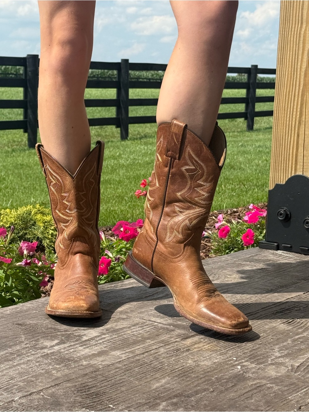 Vintage Y2K cowboy boot Shyanne Brown Leather Cowboy Boots women
